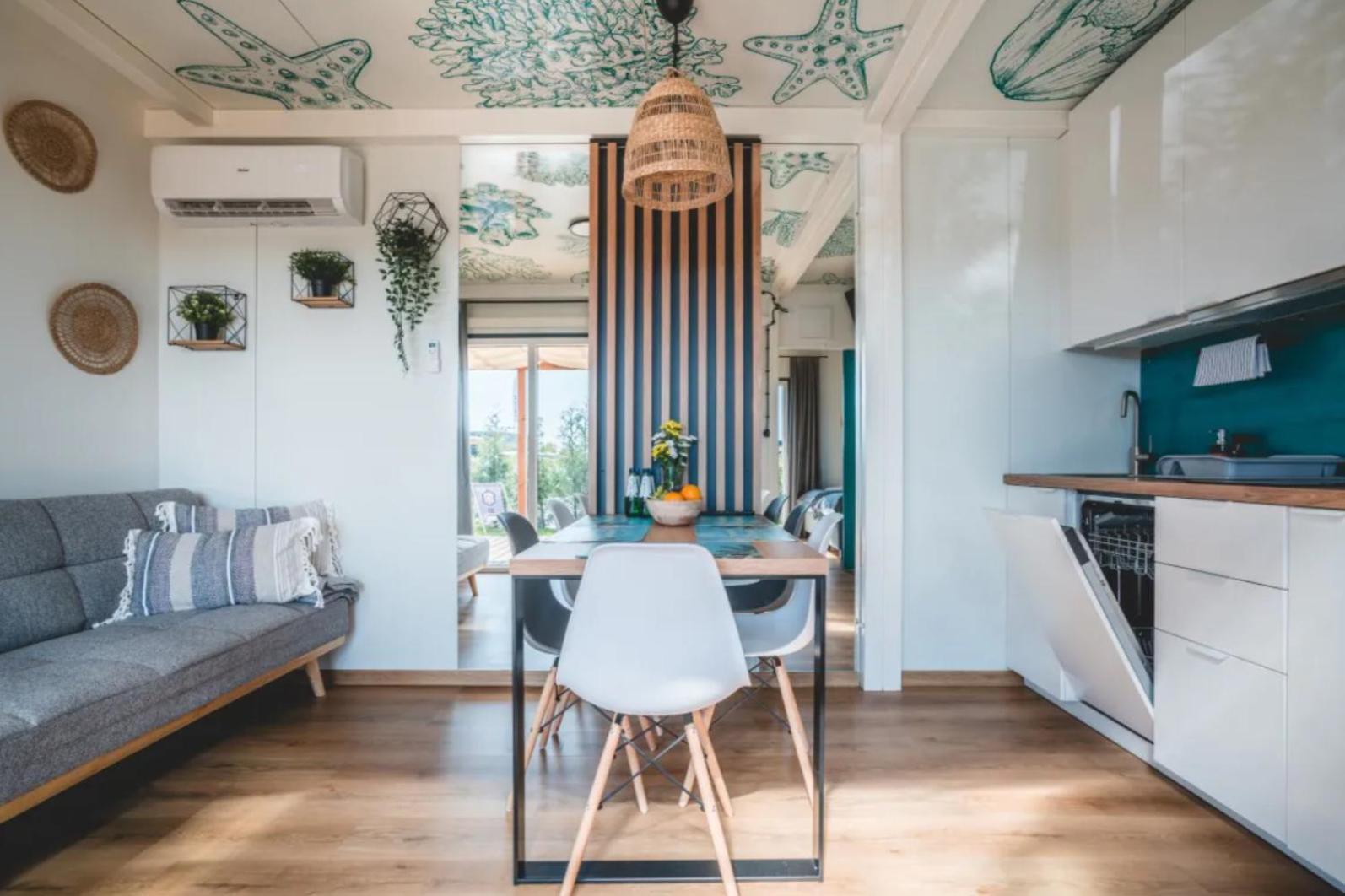 Rresort Holiday Homes เรวัล ภายนอก รูปภาพ