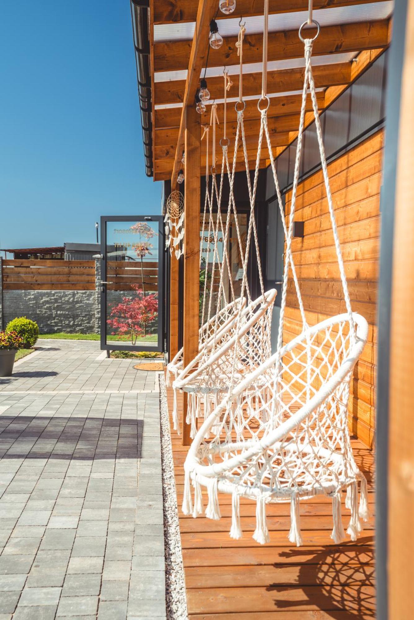 Rresort Holiday Homes เรวัล ภายนอก รูปภาพ